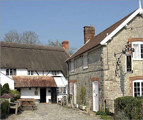 Compasses Inn ทิสเบอรี ภายนอก รูปภาพ